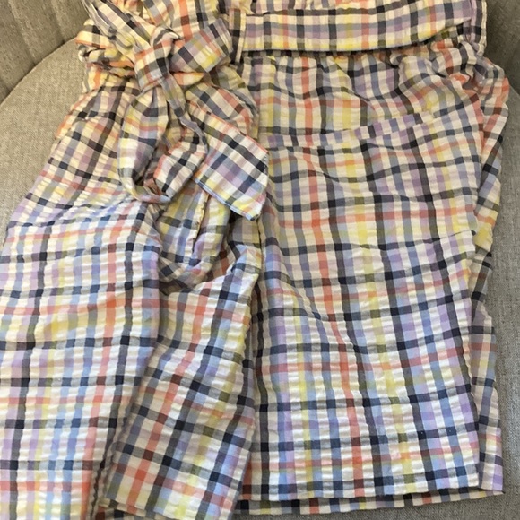 Like new pastel print shorts with waist tie - Picture 3 of 3